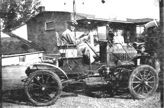 Downtown Tunas, 1939